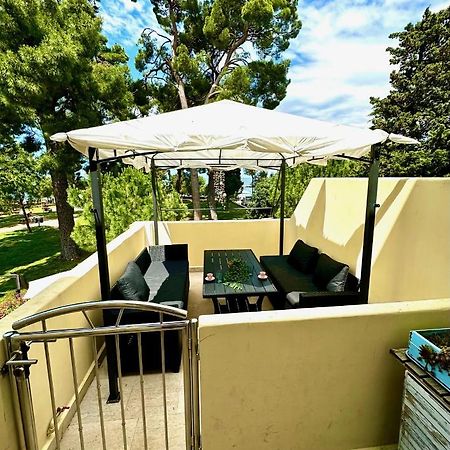 Mirta Deluxe Superior 5 Star Apartment, Your Piece Of Heaven By The Sea & Park, With Sea & Park View Новиград Экстерьер фото