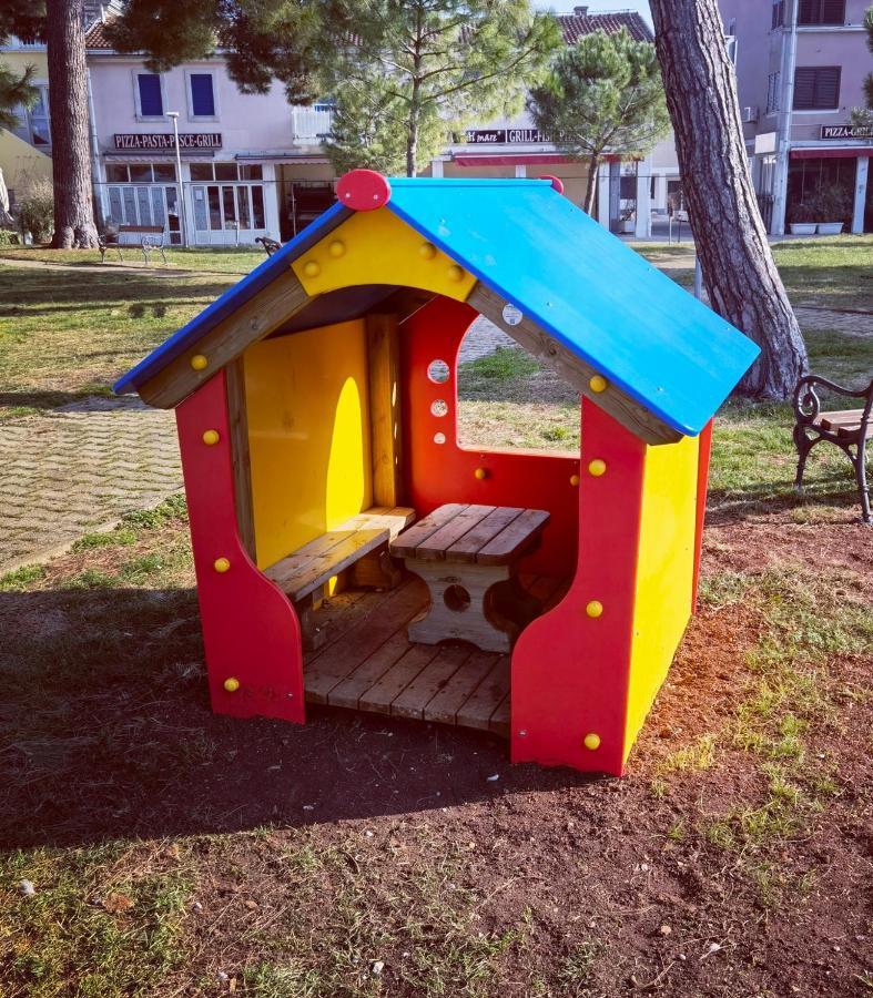 Mirta Deluxe Superior 5 Star Apartment, Your Piece Of Heaven By The Sea & Park, With Sea & Park View Новиград Экстерьер фото